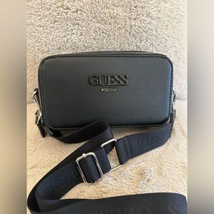 GUESS Los Angeles Lewistown Double Zip Crossbody Bag Purse - Black